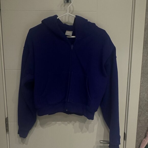 Aritzia Cozy Sweatfleece Cropped Zip Hoodie - Picture 1 of 4